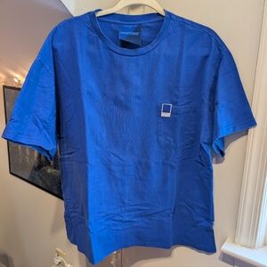 Pantone Forever 21 Blue Short Sleeve Crew Neck Pocket Tee